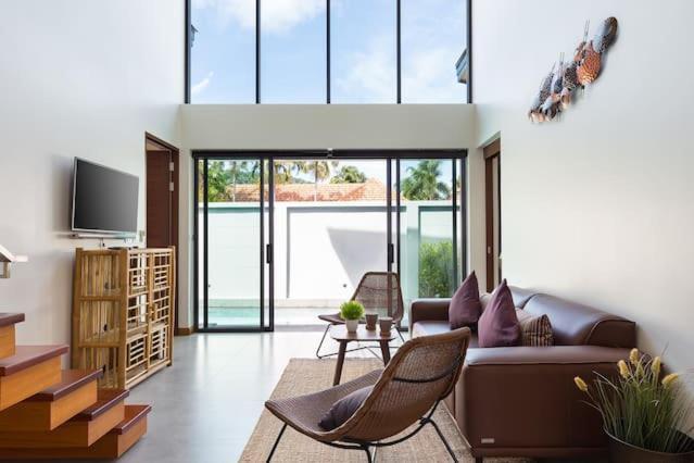 Villa Crystal Two-Bedroom Private Pool Villa Phuket Ngoại thất bức ảnh